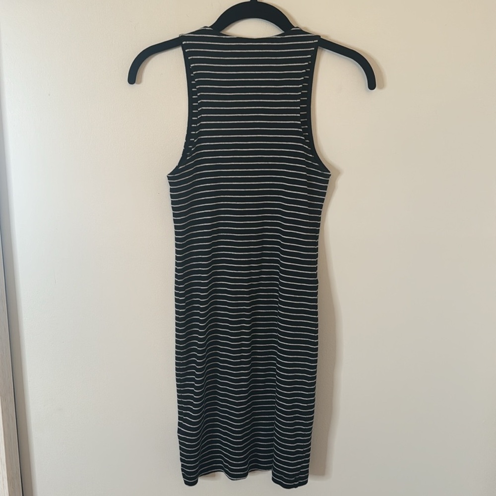 H&M Bodycon Dress - Picture 8 of 8